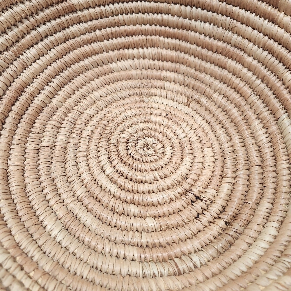 Boho Natural Woven Coiled Reed Grass Handmade Wall Art Decor And Basket - Picture 10 of 11